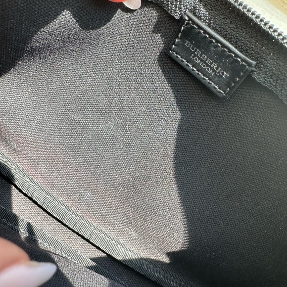 Burberry pouch - Picture 5 of 5